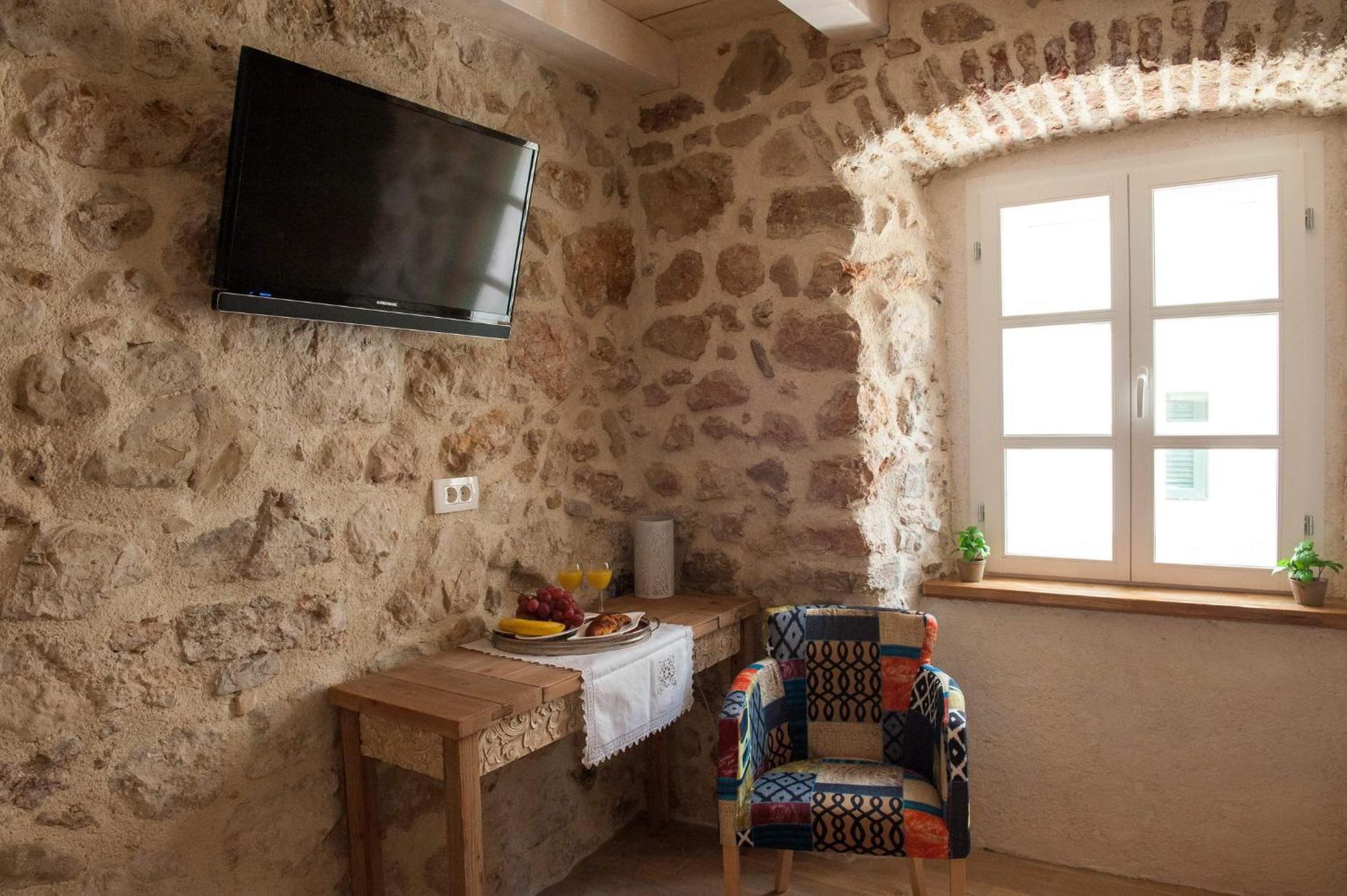 Sobe Bile Bed & Breakfast Pag Town Room photo